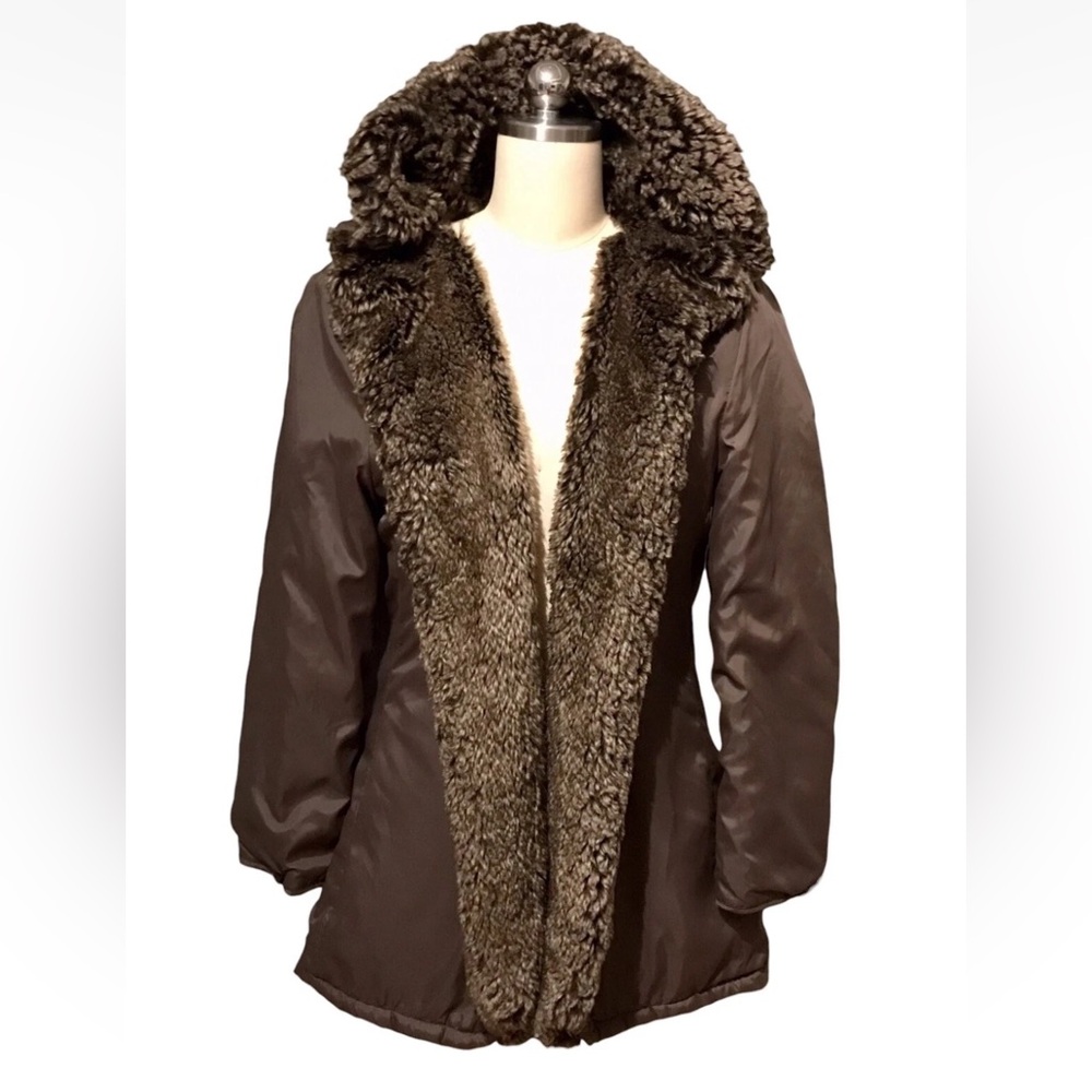 Abercrombie & Fitch Faux Fur Parka Liner - Picture 2 of 9